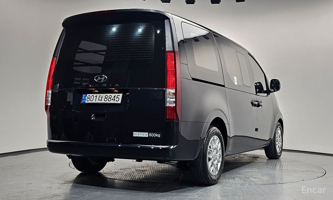 Hyundai Staria 2023