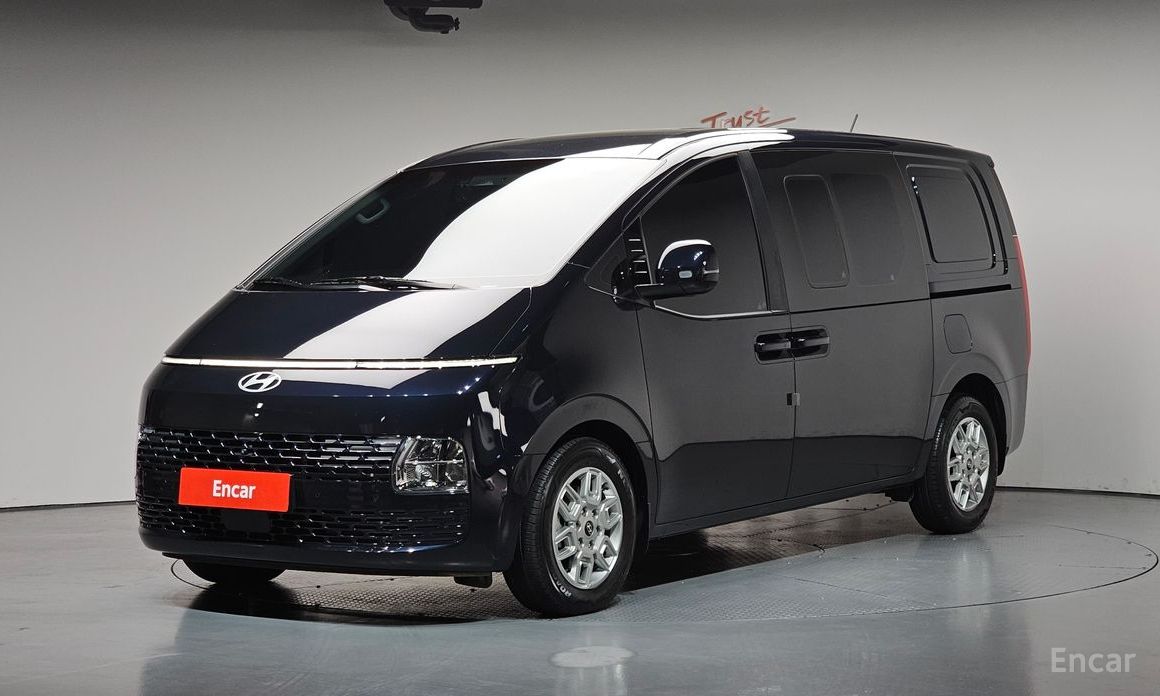 Hyundai Staria 2025