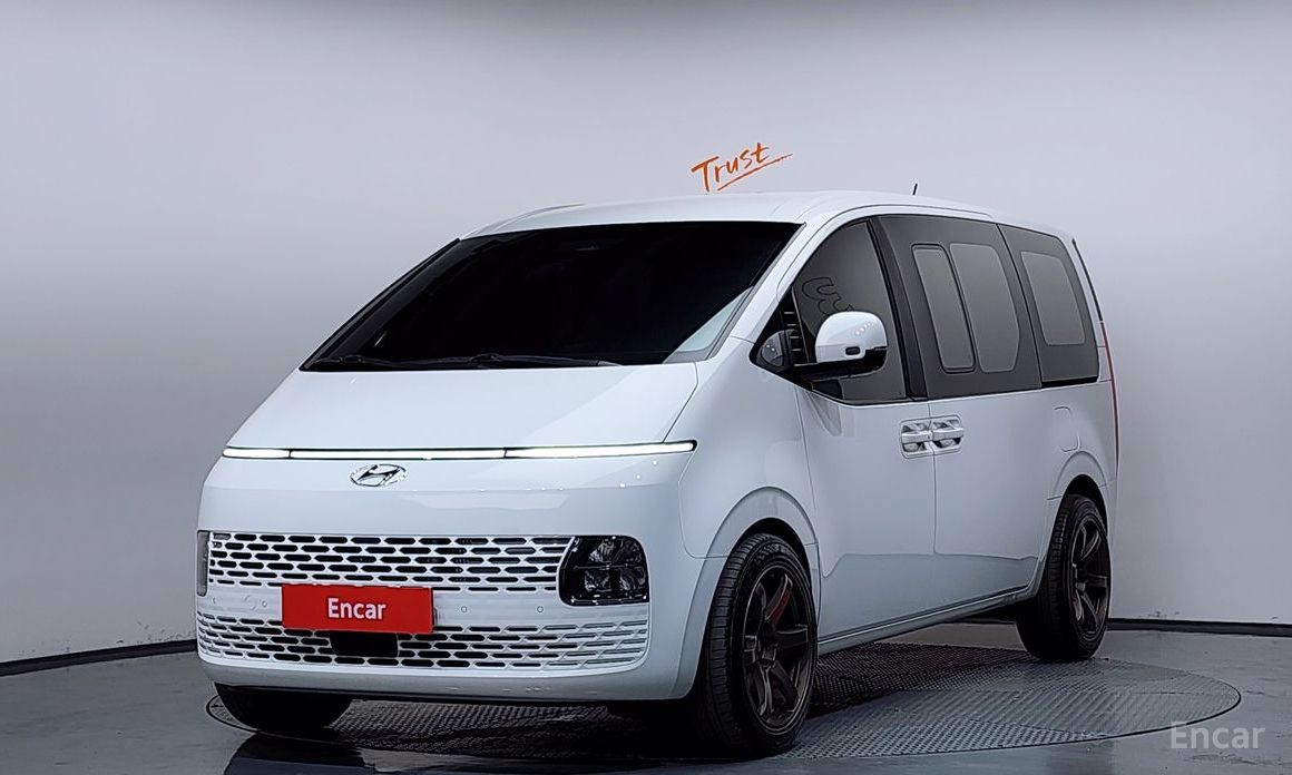Hyundai Staria 2023
