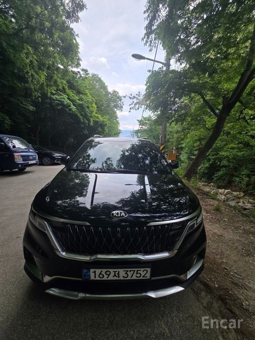 Kia Canival 2021