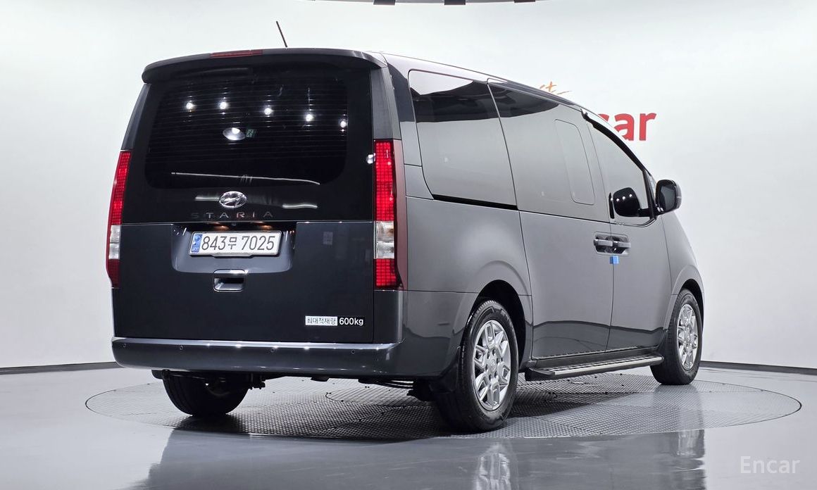 Hyundai Staria 2024