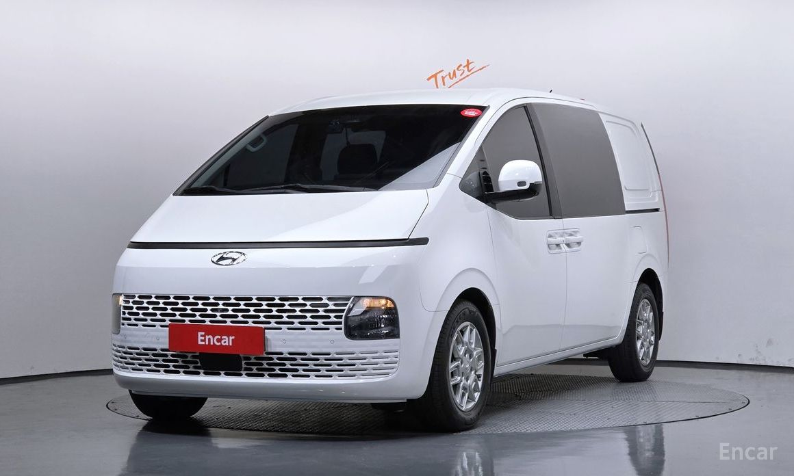 Hyundai Staria 2022