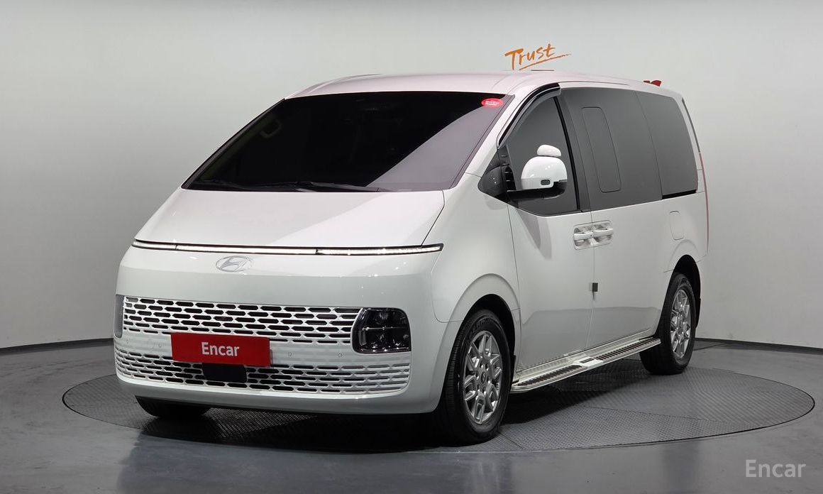 Hyundai Staria 2025
