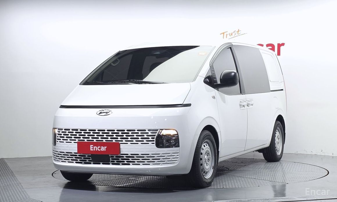 Hyundai Staria 2022