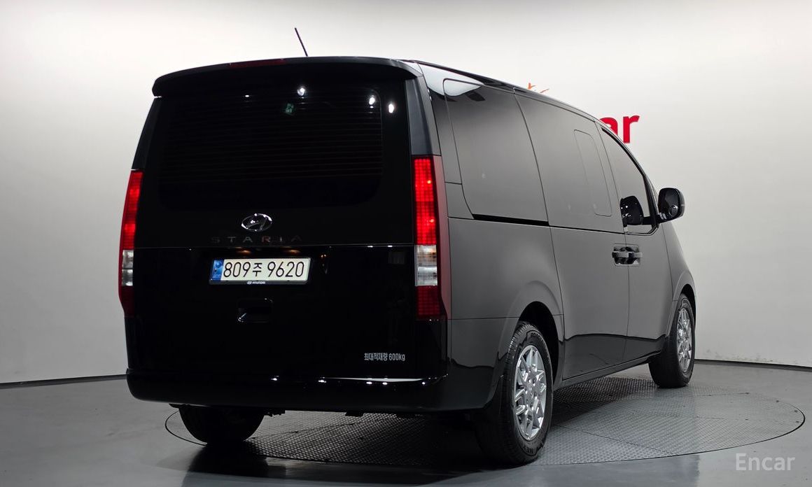 Hyundai Staria 2022