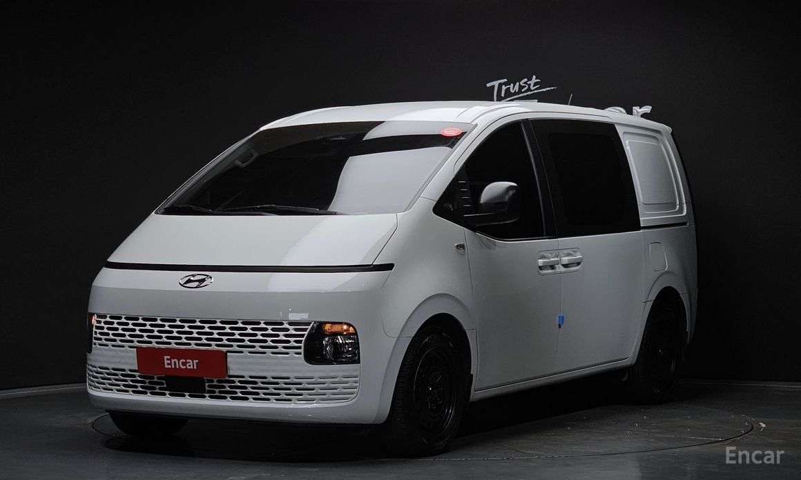 Hyundai Staria 2022