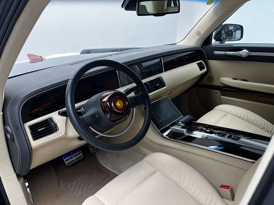 Hongqi Guoli