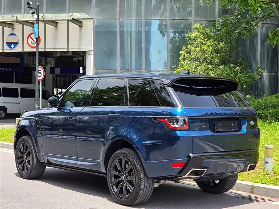 Land Rover Range Rover Sport 3.0 L6 Molan Liuguang
