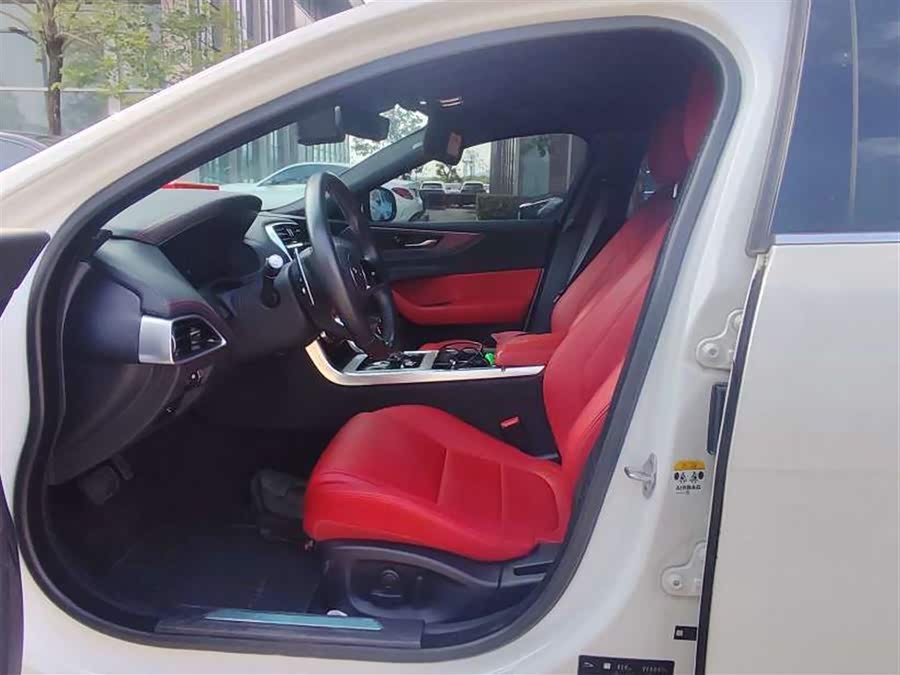 Jaguar XEL
