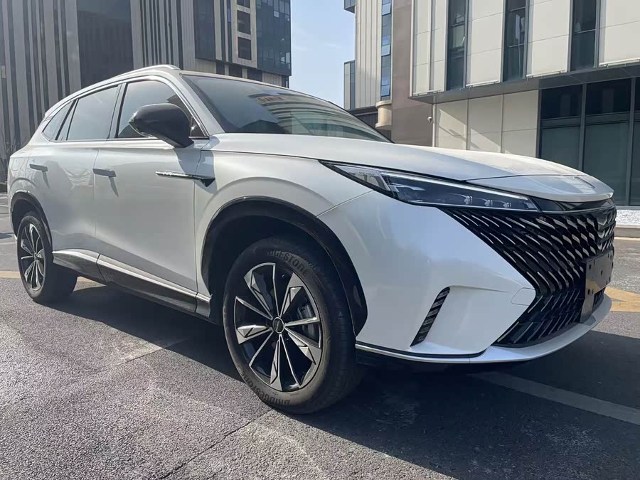 Roewe RX5