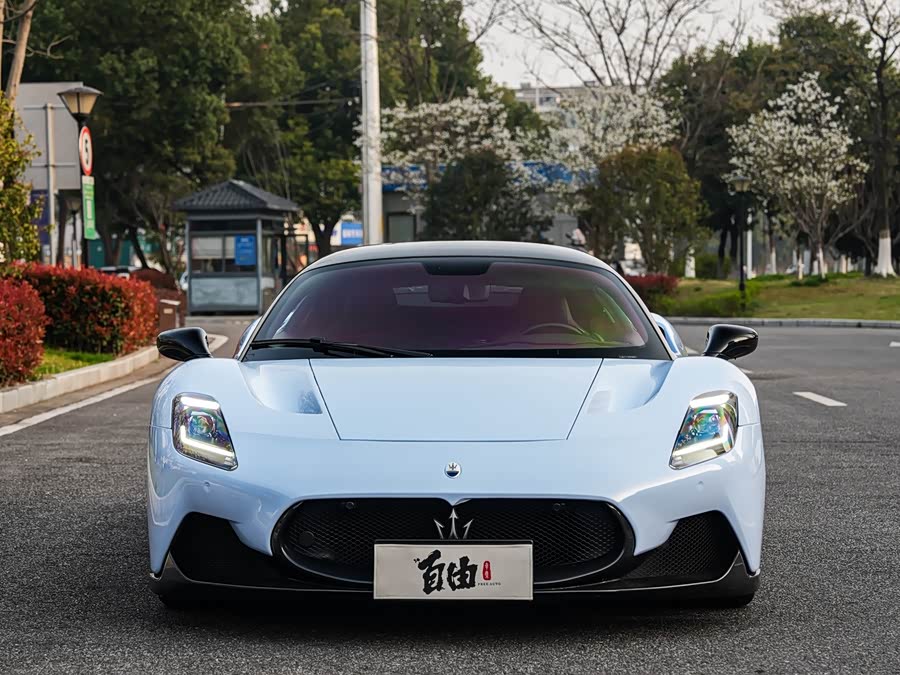 Maserati MC20