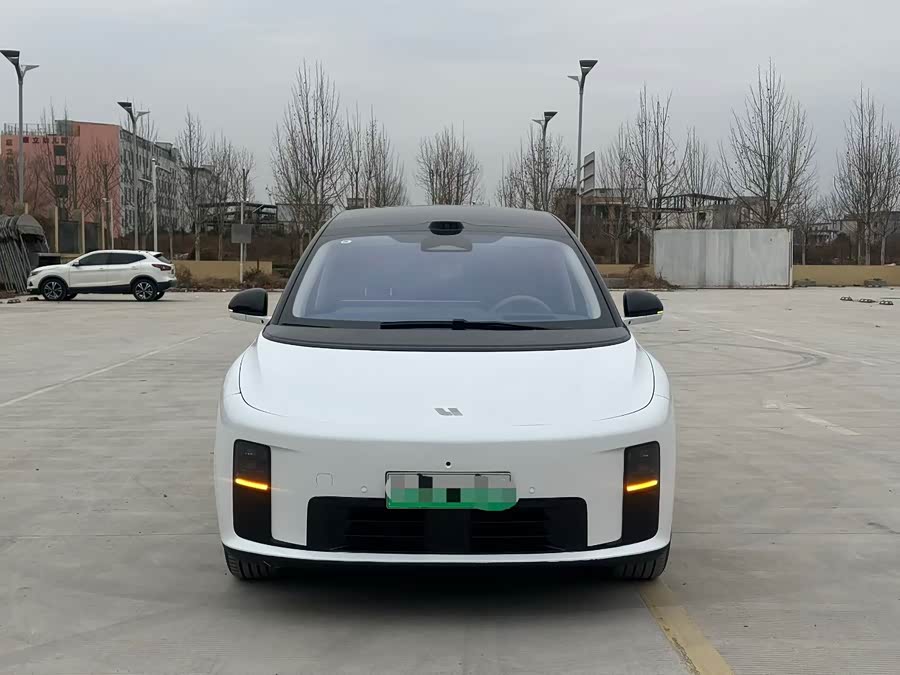 Li Auto i8 Standard