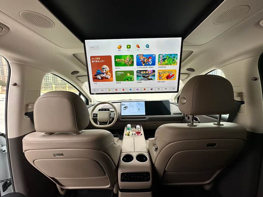 Li Auto i8 Standard