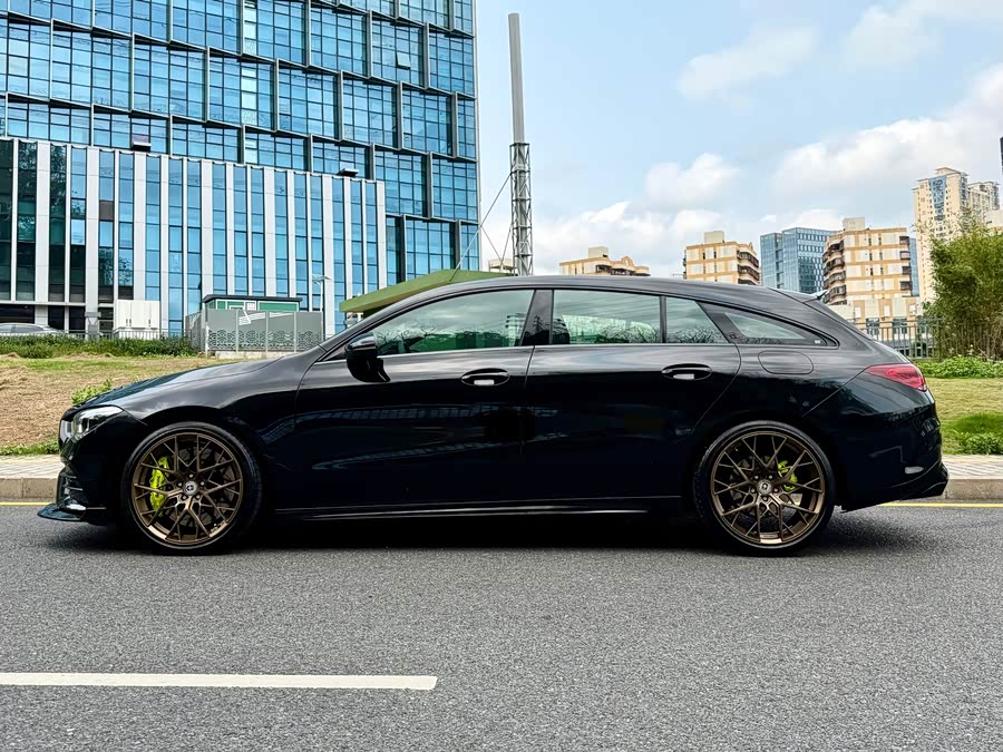 Mercedes-Benz CLA 200 Shooting Brake
