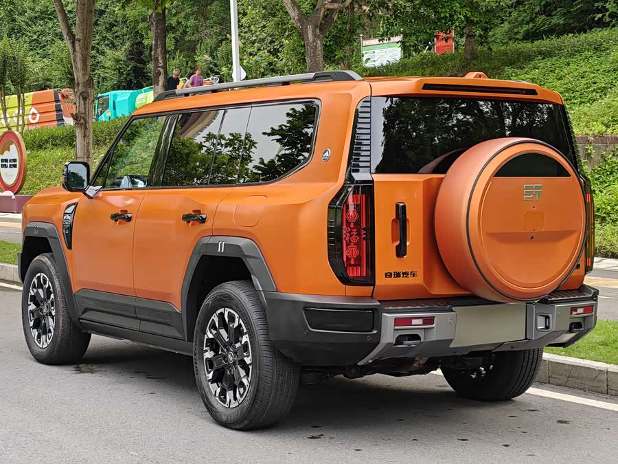 Chery Zongheng G700 Xiangjing 6-Seater