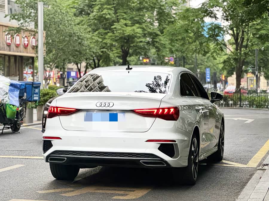 Audi A3L Limousine 35 TFSI Style Sport