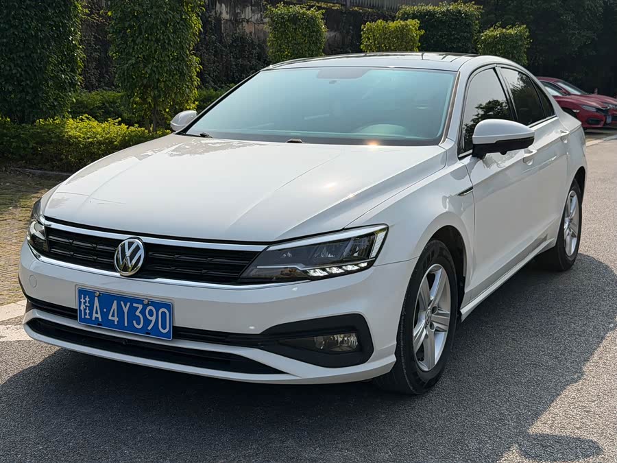 Volkswagen Lamando