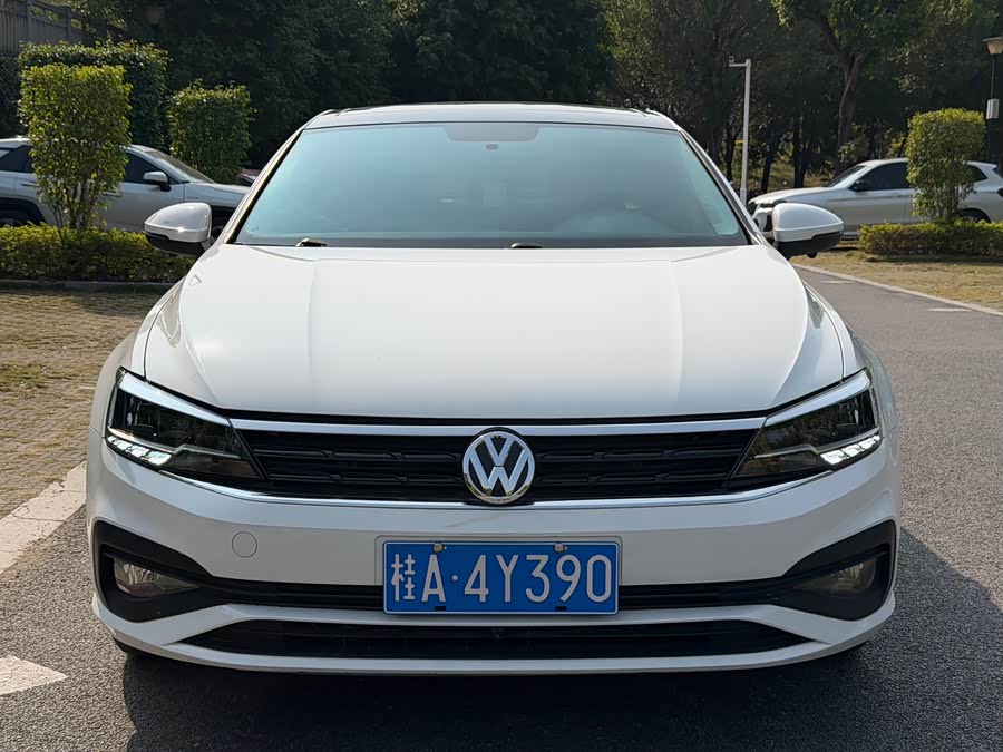 Volkswagen Lamando