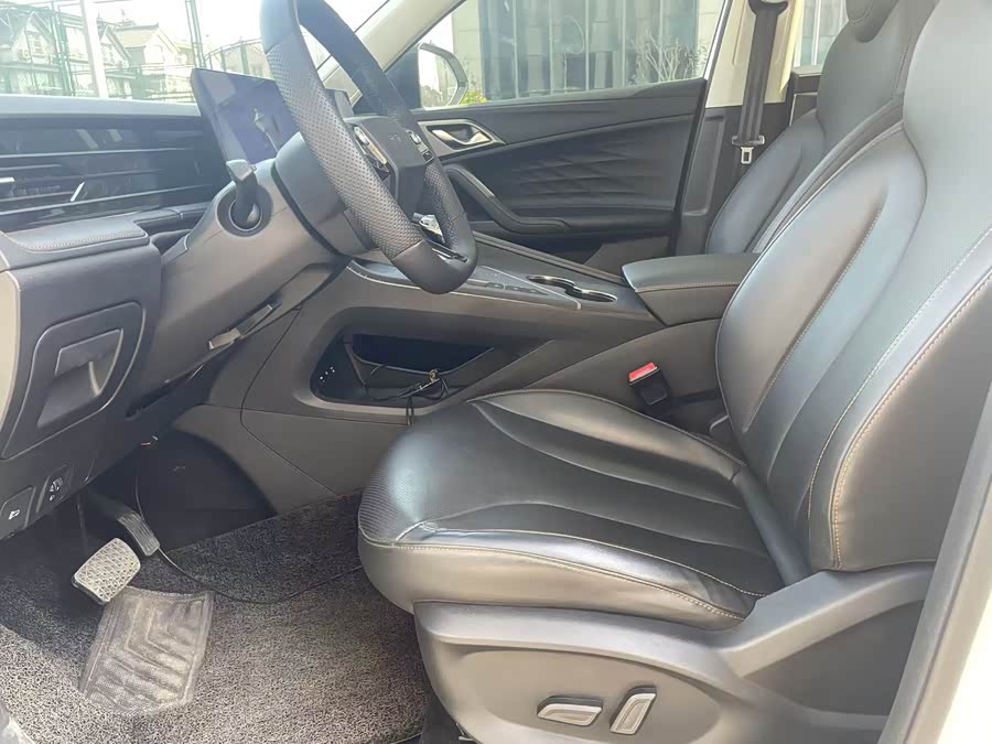 Roewe RX5
