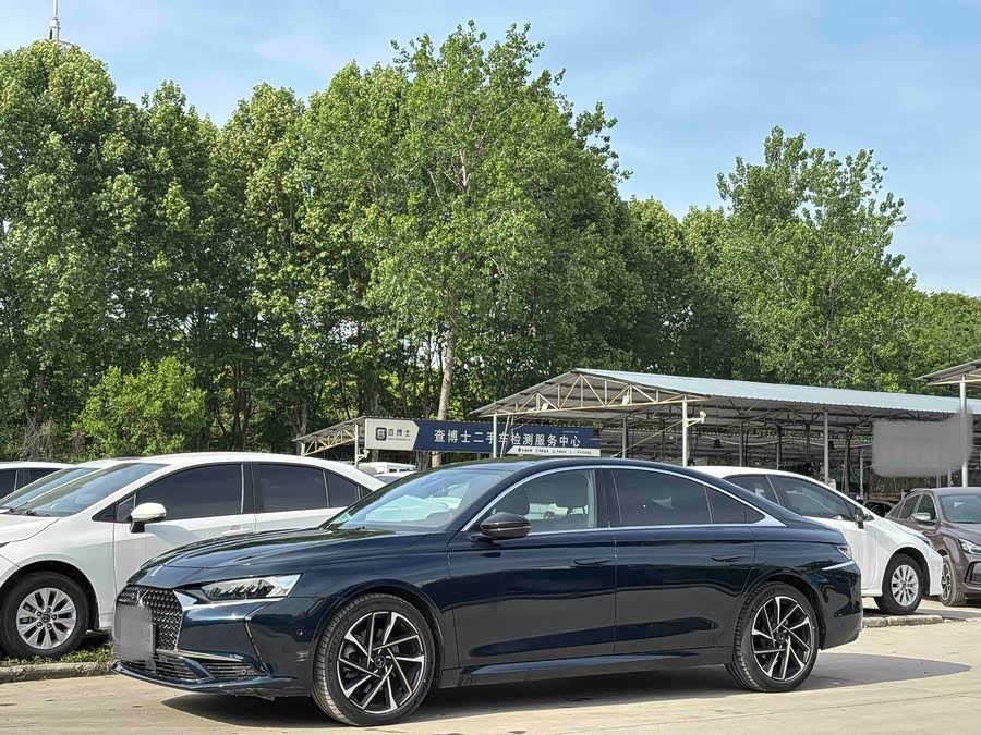 DS Automobiles 9 45THP Opera Edition