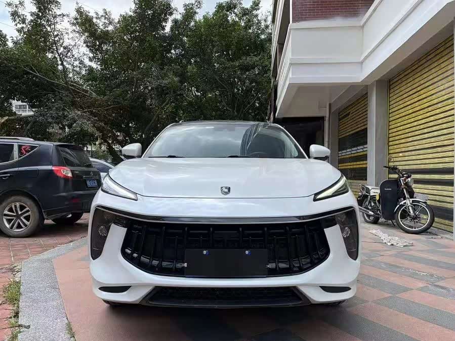 Dongfeng Fengon T5 EVO