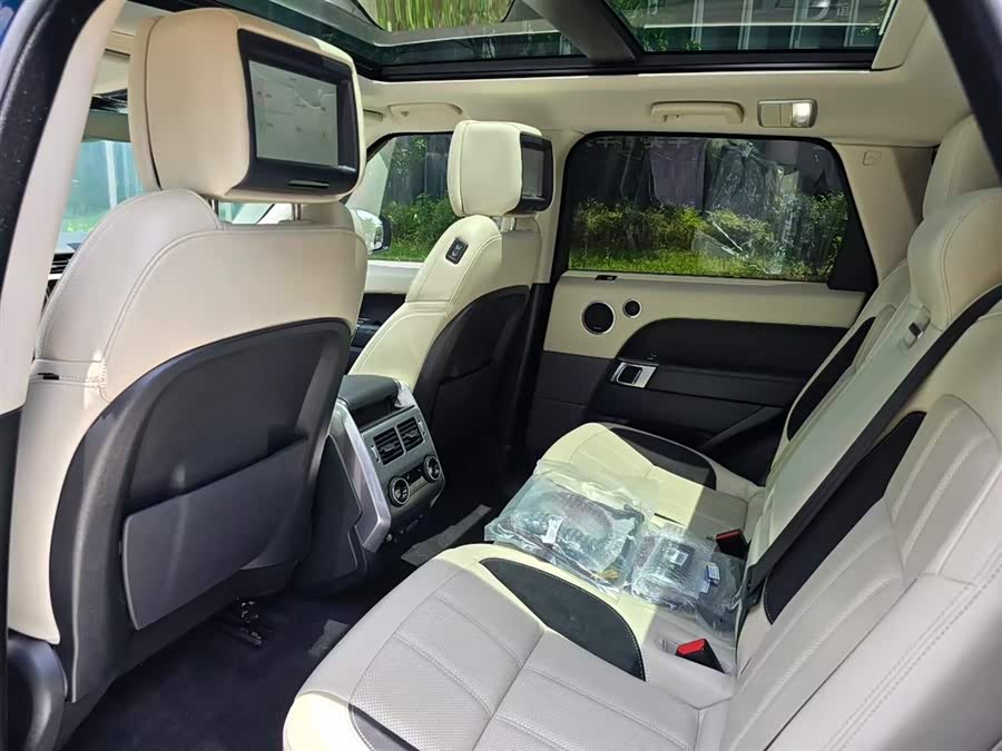 Land Rover Range Rover Sport 3.0 L6 Molan Liuguang