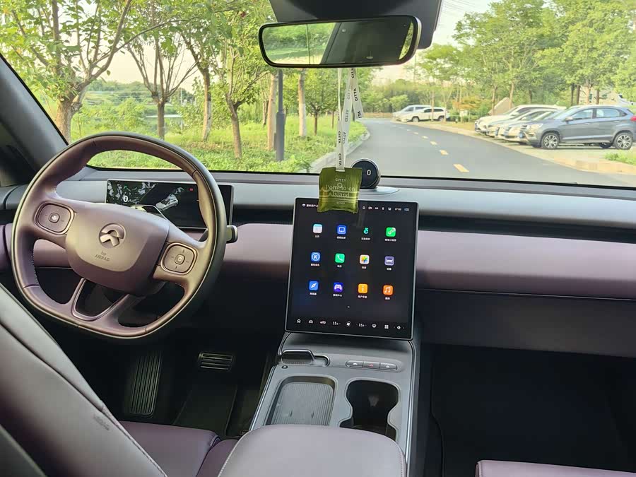 Nio ET5T