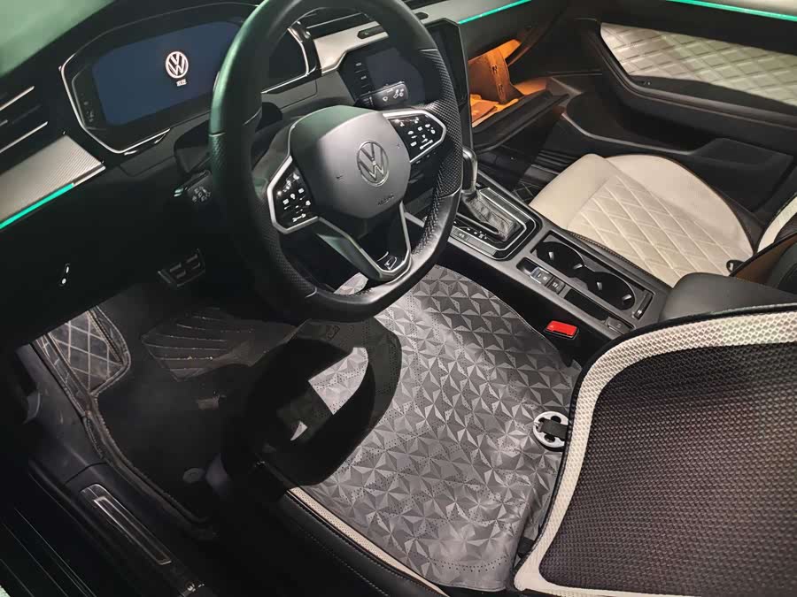 Volkswagen Magotan 2 Million Units Anniversary Edition