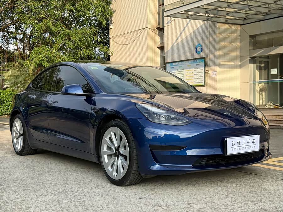 Tesla Model 3 Standard Range