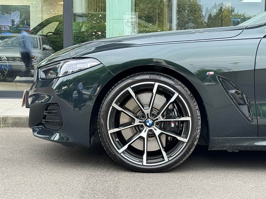 BMW 8 Series