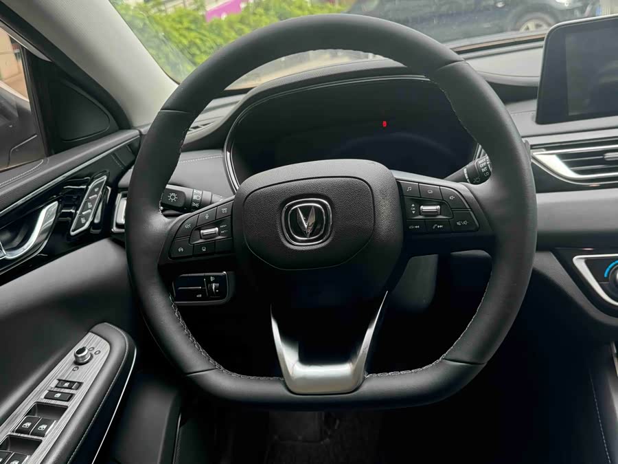Changan Ruicheng CC Blue Whale Edition