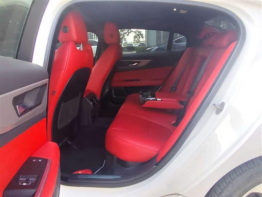 Jaguar XEL