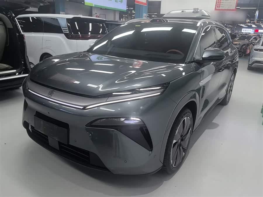 BYD Tang L DM 175 km Drone Player