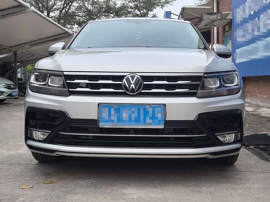 Volkswagen Tiguan L