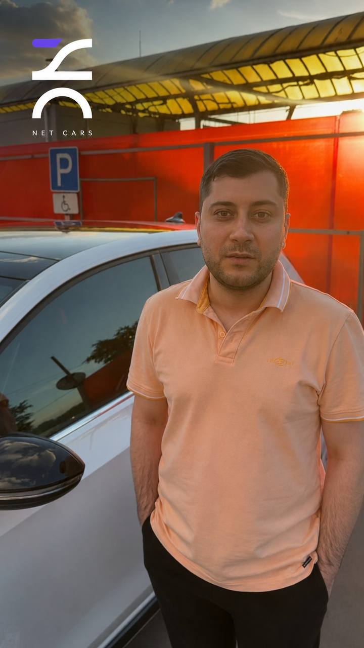 Дмитрий: Спасибо Netcars за доставку автомобиля. Всё прошло быстро и чётко: команда всегда была на связи, практически 24/7. Покупкой полностью доволен — машина полностью соответствует описанию. На всех этапах сделки меня сопровождали и помогали с оформлением документов.