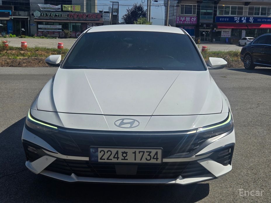 Hyundai AVANTE 2024