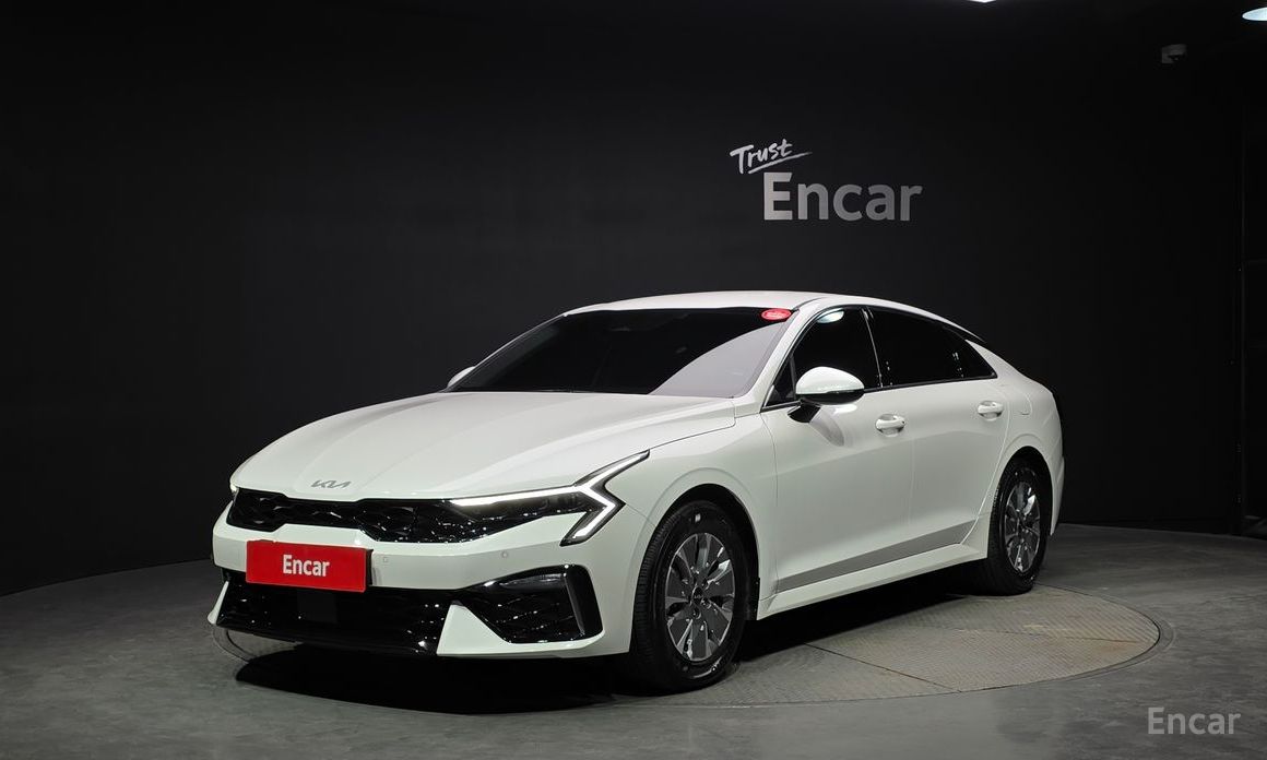 Kia K5 2025