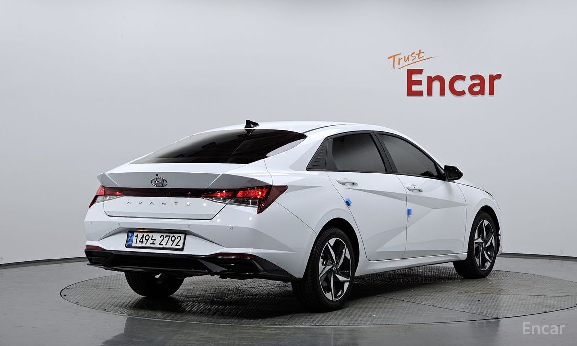 Hyundai AVANTE 2021