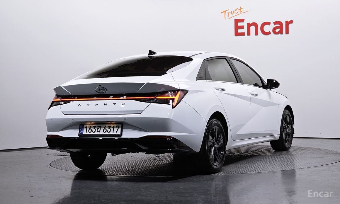 Hyundai AVANTE 2021