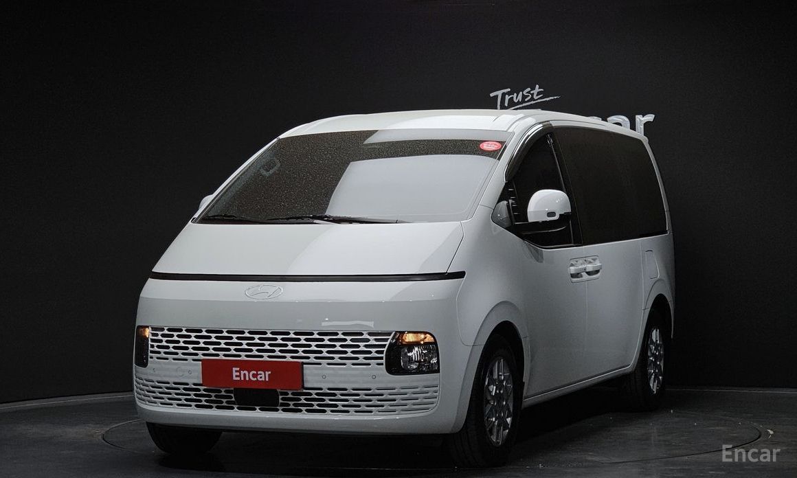 Hyundai Staria 2025