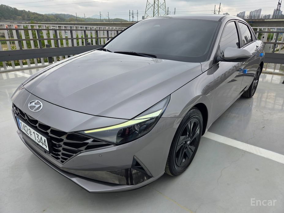 Hyundai AVANTE 2021