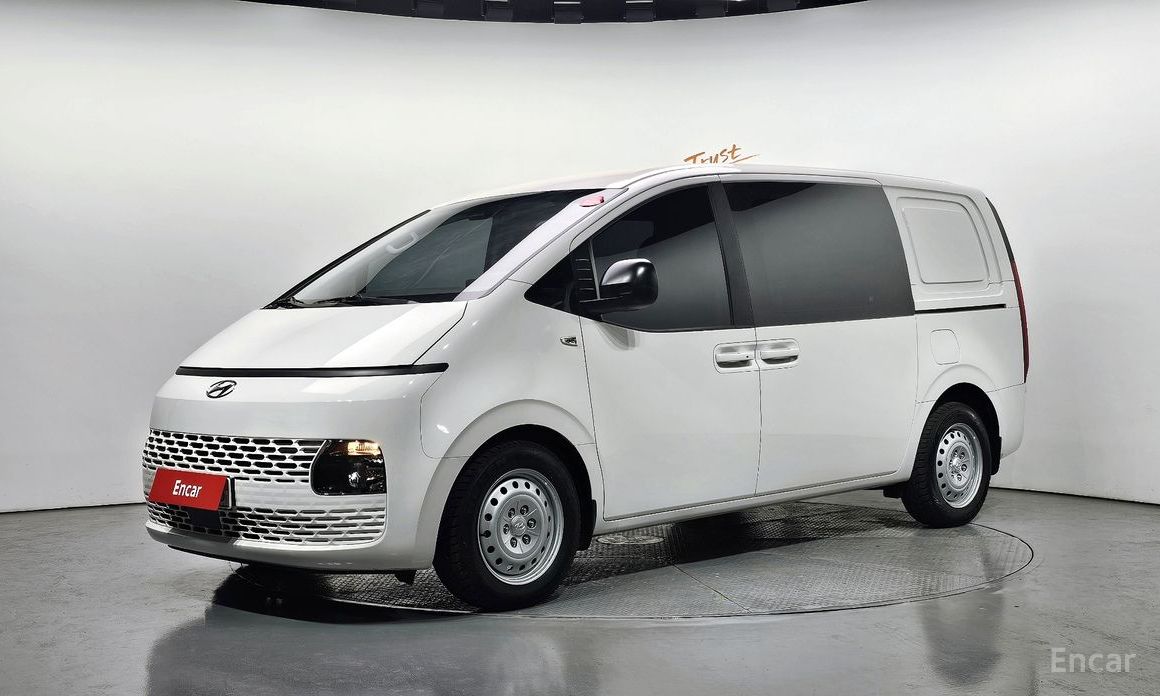 Hyundai Staria 2022