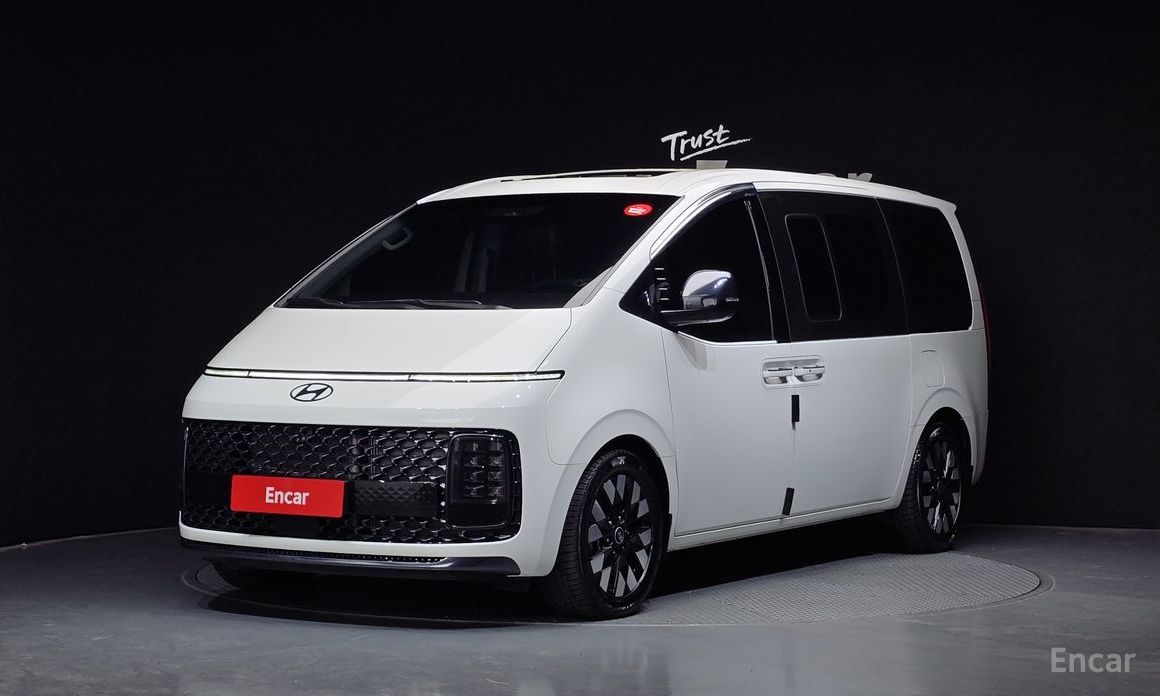 Hyundai Staria 2025