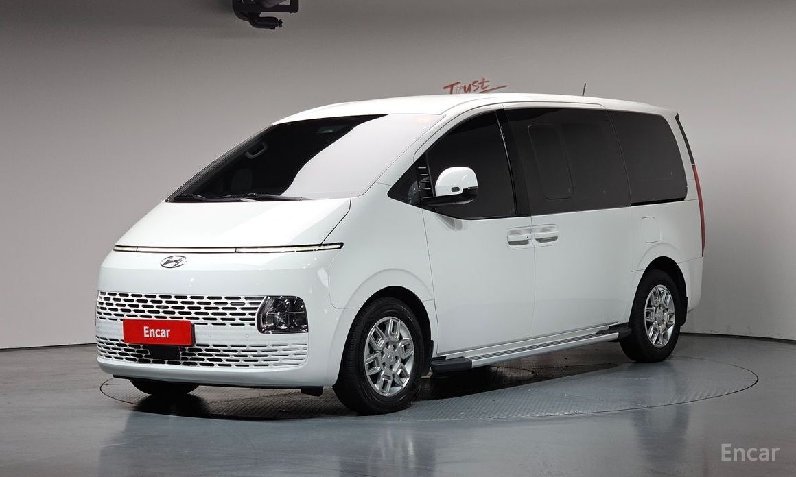 Hyundai Staria 2022