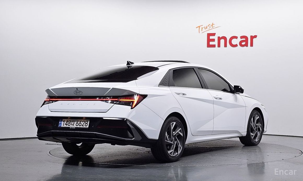Hyundai AVANTE 2024