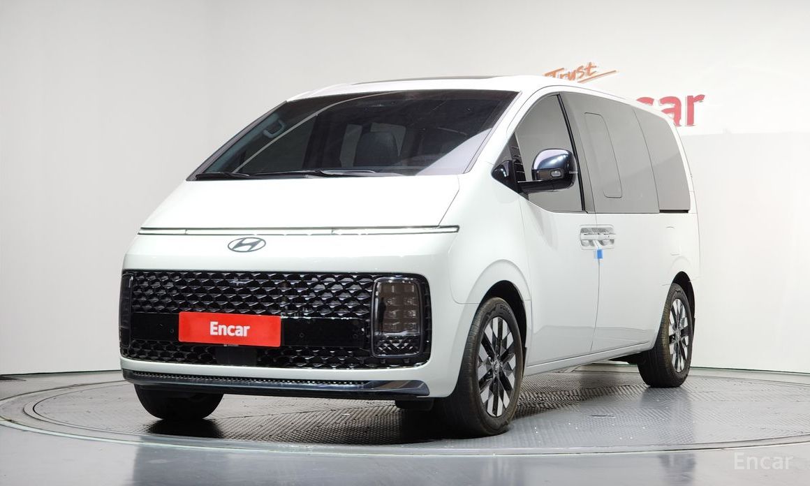 Hyundai Staria 2025
