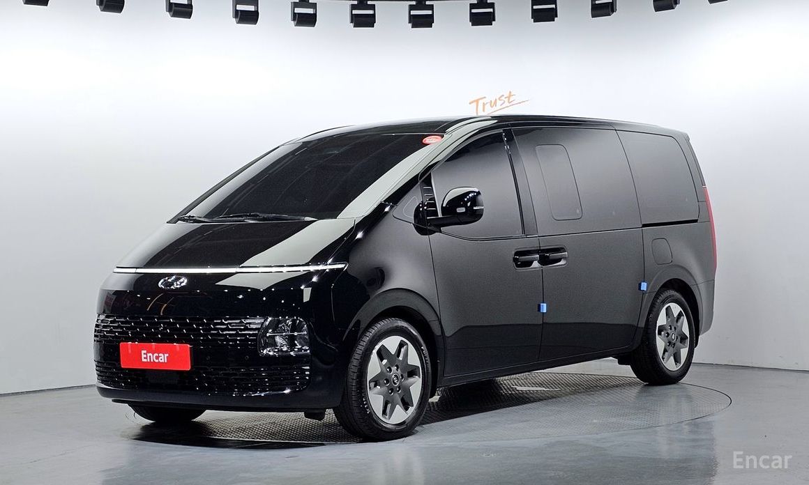 Hyundai Staria 2023