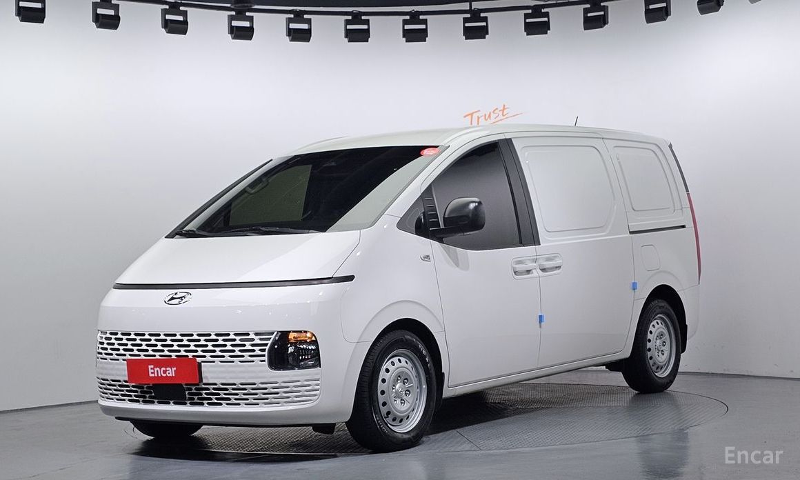 Hyundai Staria 2022