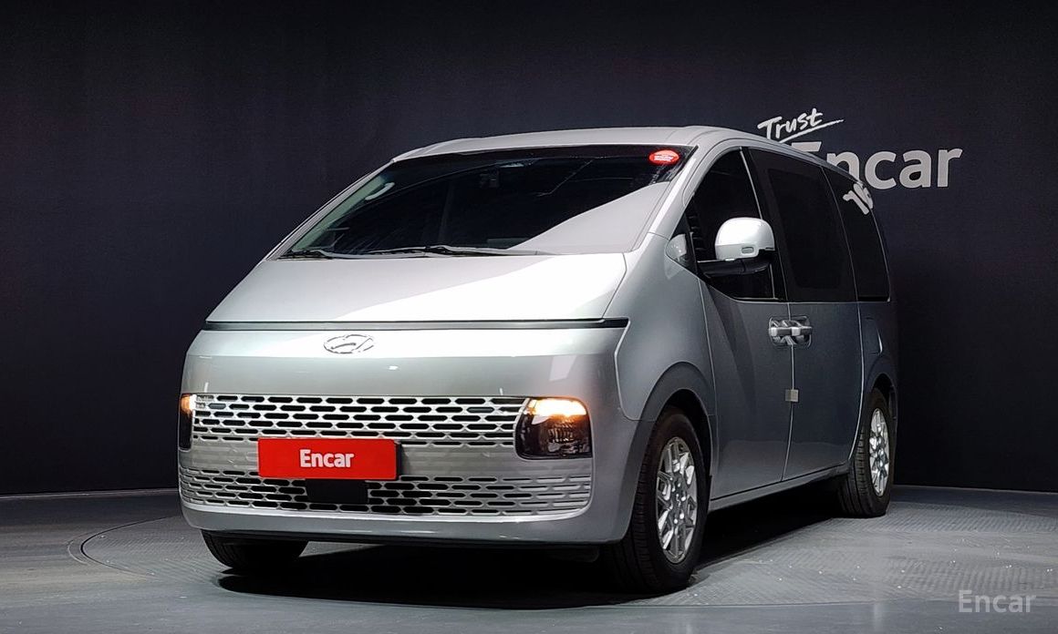 Hyundai Staria 2022