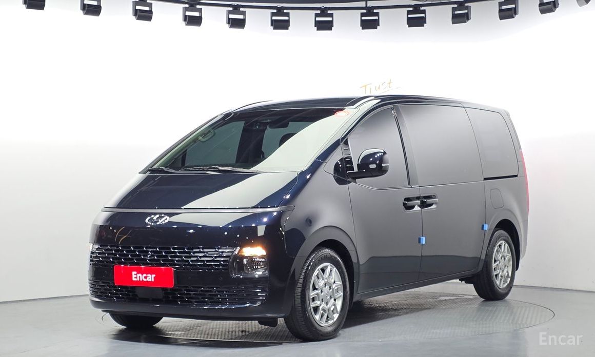 Hyundai Staria 2023